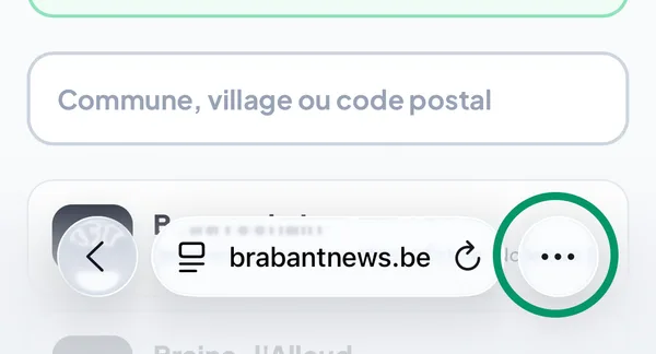 Barre d'adresse de Safari avec le bouton « … » entouré, à droite de brabantnews.be